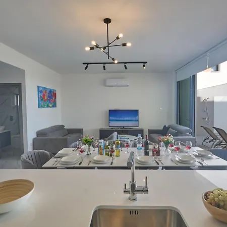 Вилла Protaras Aqua Pearl Aq12 *